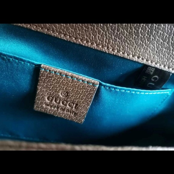 Beige Leather Crossbody Handbag - Picture 8 of 11